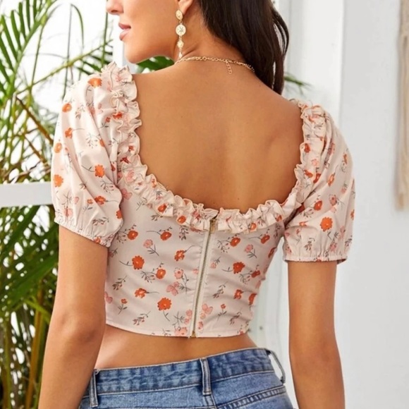 Floral crop top - Picture 2 of 3